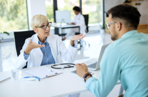 When to Visit a Walk-In Clinic Instead of the ER or Your Regular Doctor